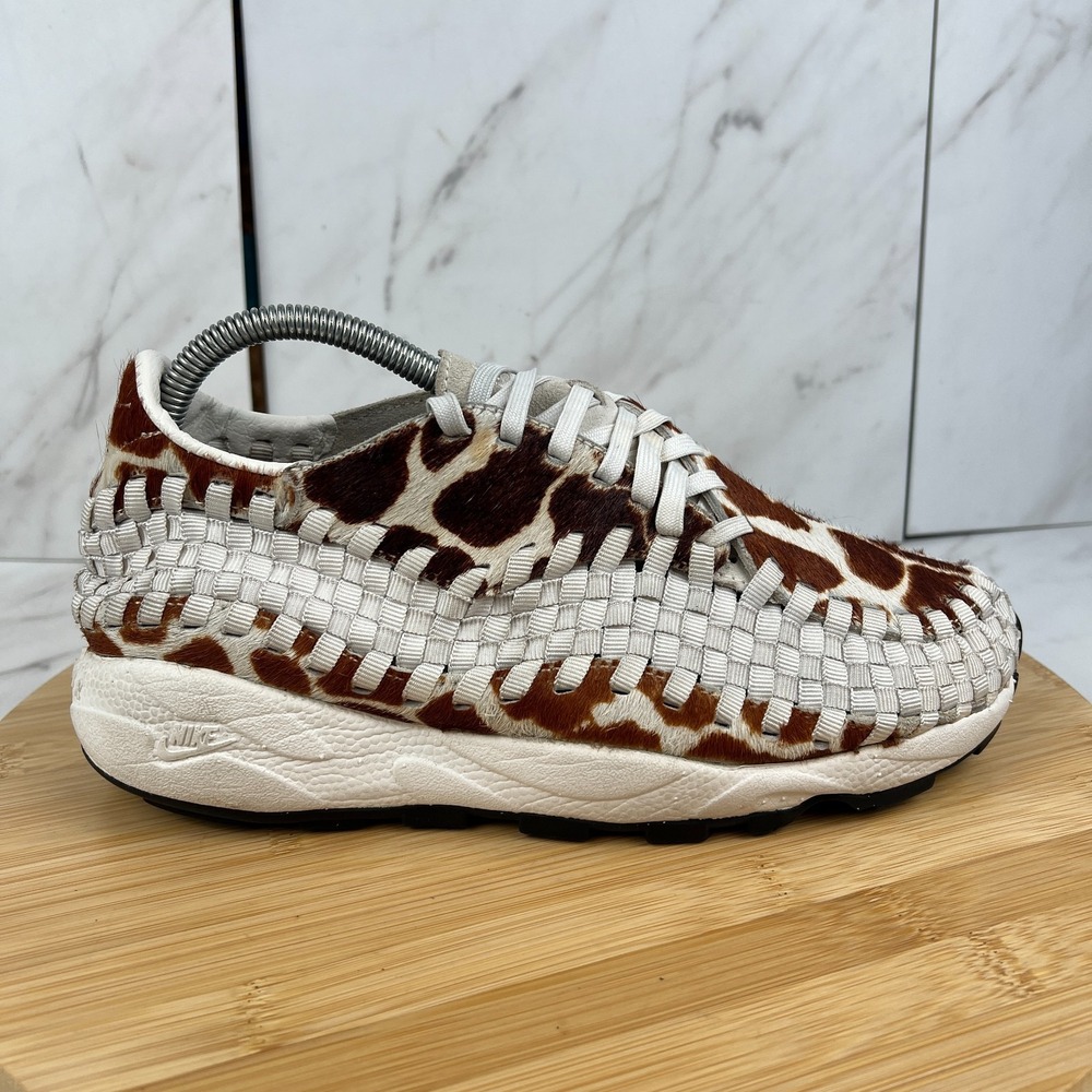 Nike Air Footscape Woven Cow Print Womens Size 9 Running Shoes FB1959-100